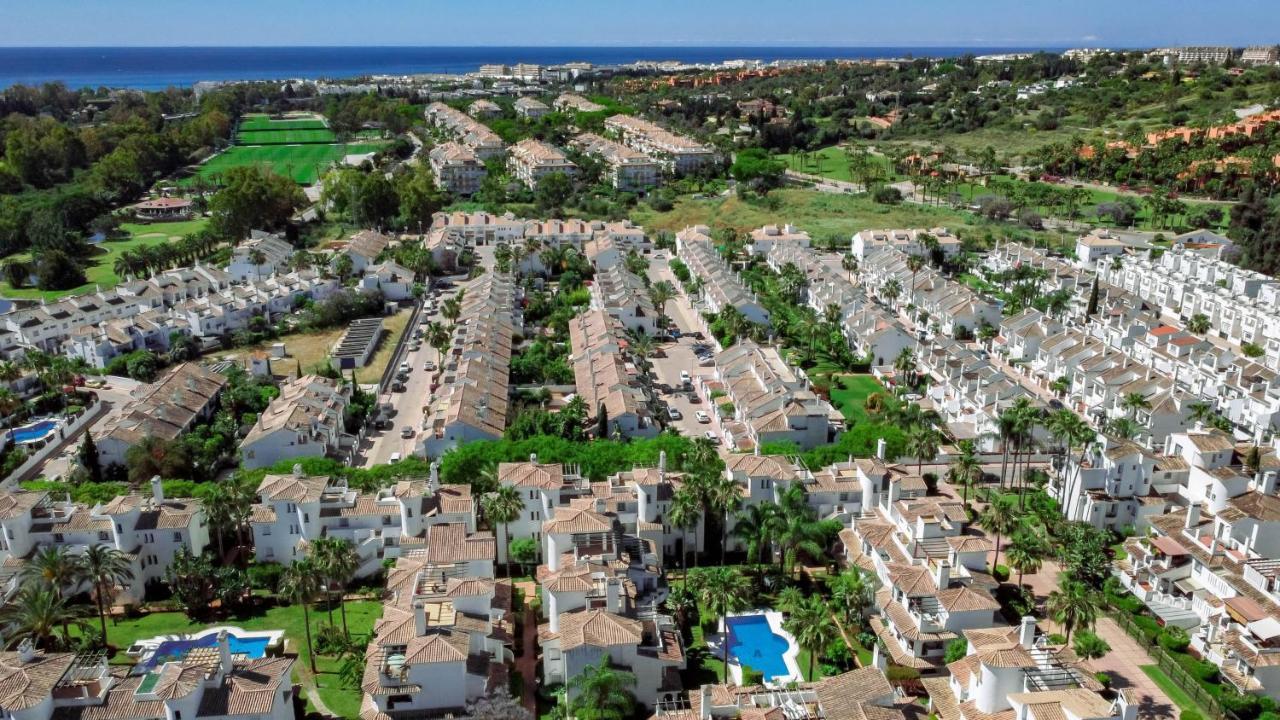 Spectacular 2 Bedroom Penthouse In Location In Nueva Andalucia * Marbella