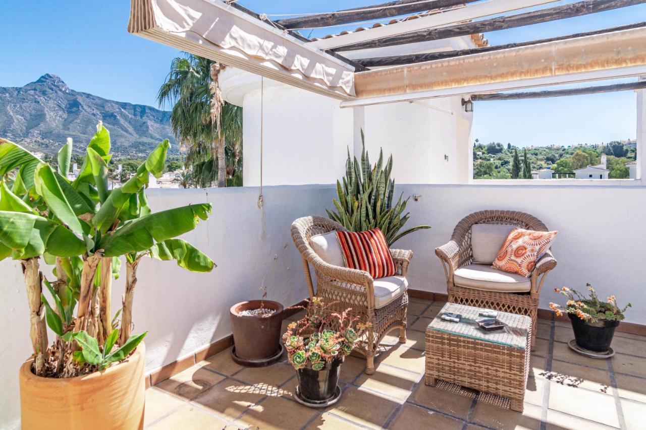 Apartment Spectacular 2 Bedroom Penthouse In Location In Nueva Andalucia *