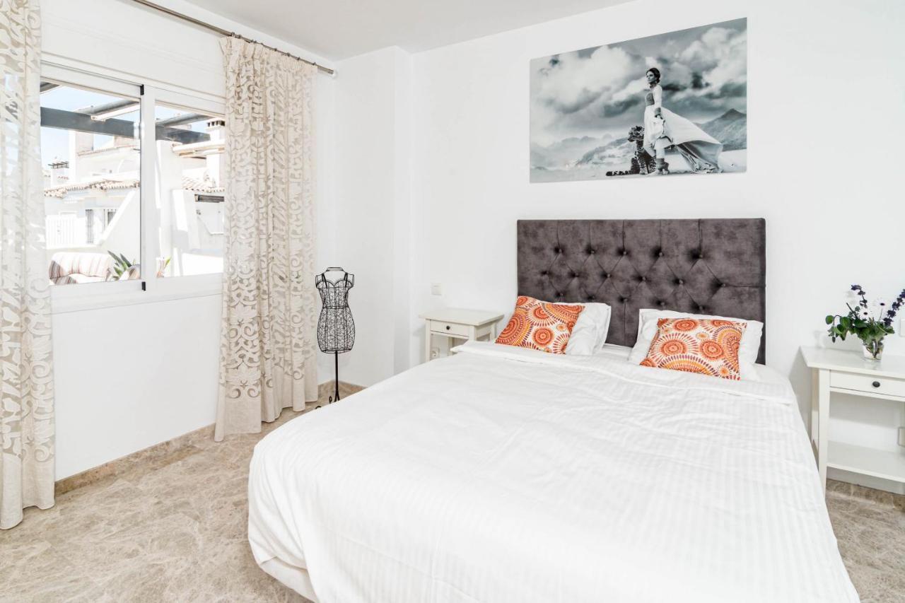 Spectacular 2 Bedroom Penthouse In Location In Nueva Andalucia Apartment *