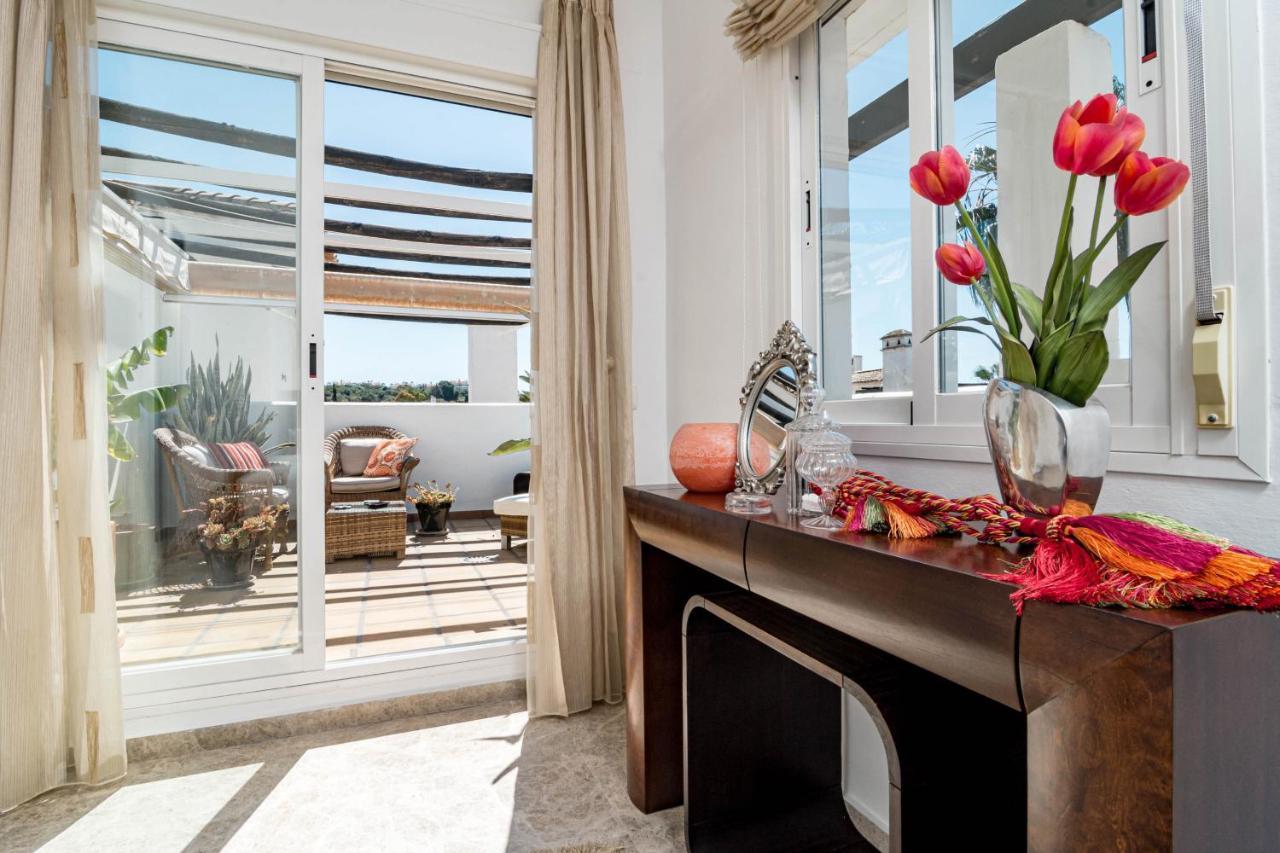 Spectacular 2 Bedroom Penthouse In Location In Nueva Andalucia Apartment Marbella