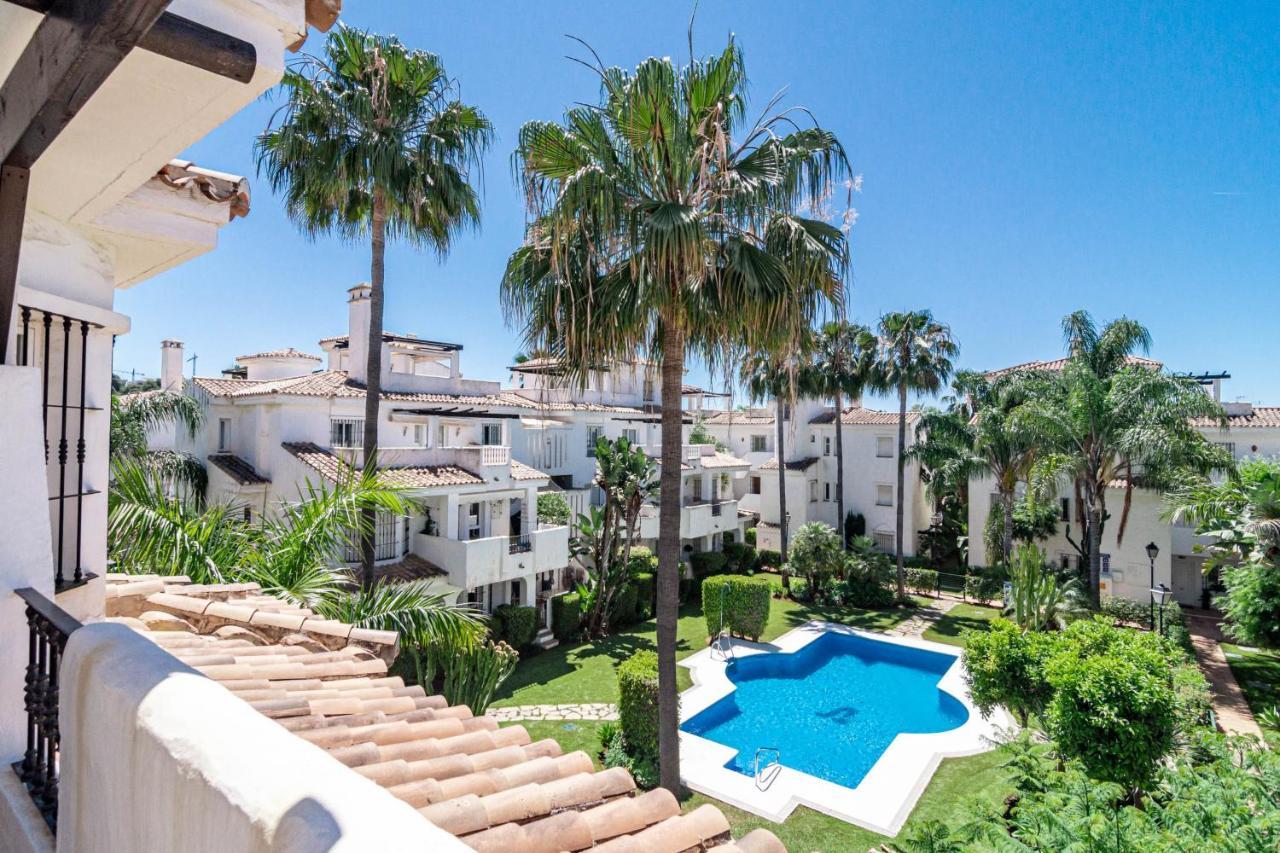 Spectacular 2 Bedroom Penthouse In Location In Nueva Andalucia Apartment Marbella